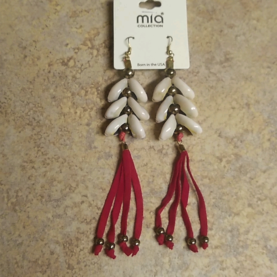 3 For $15 6 White Cowrie Shell Red Tassels